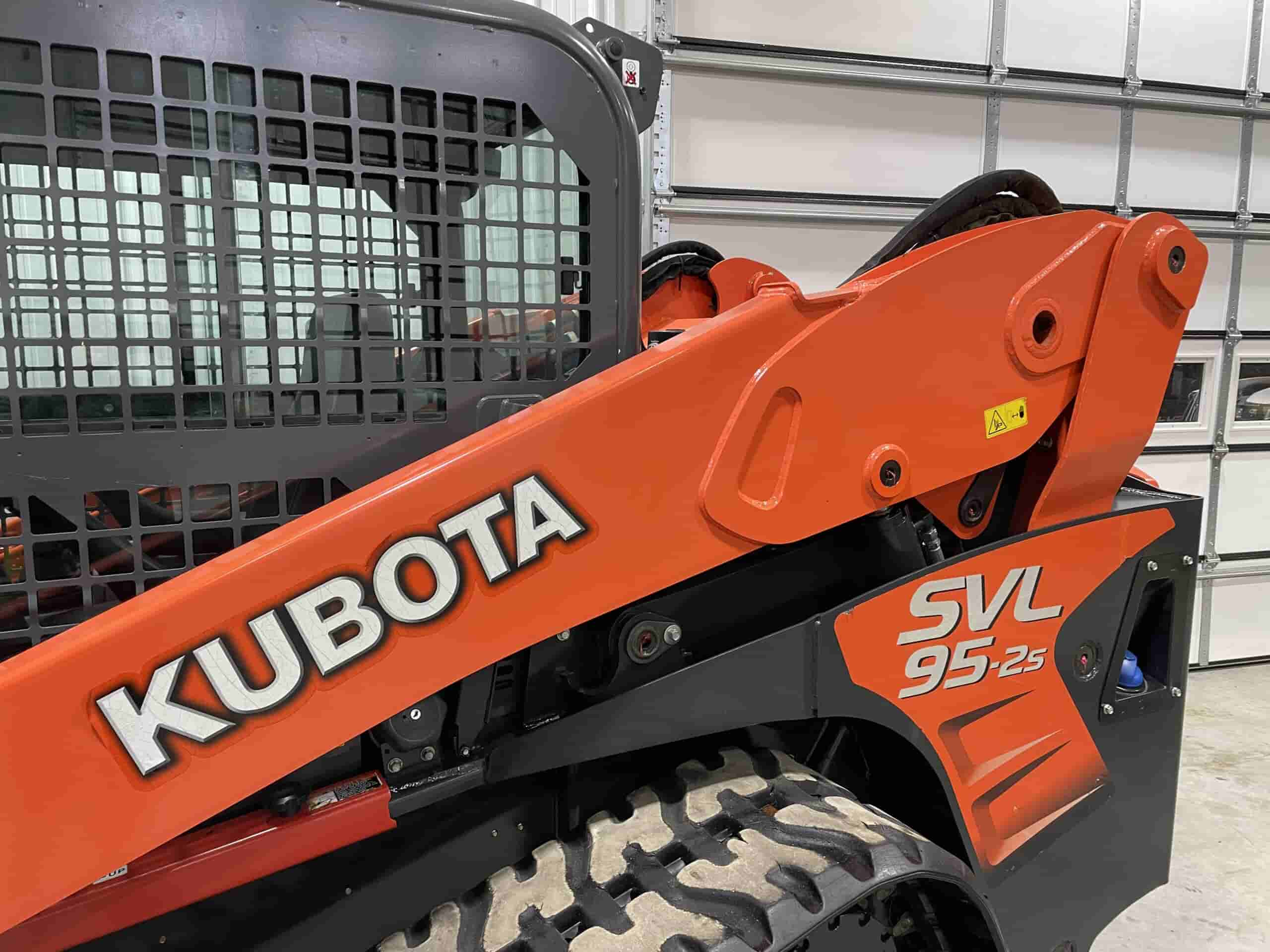 2018 KUBOTA SVL95-2s HIGH FLOW
